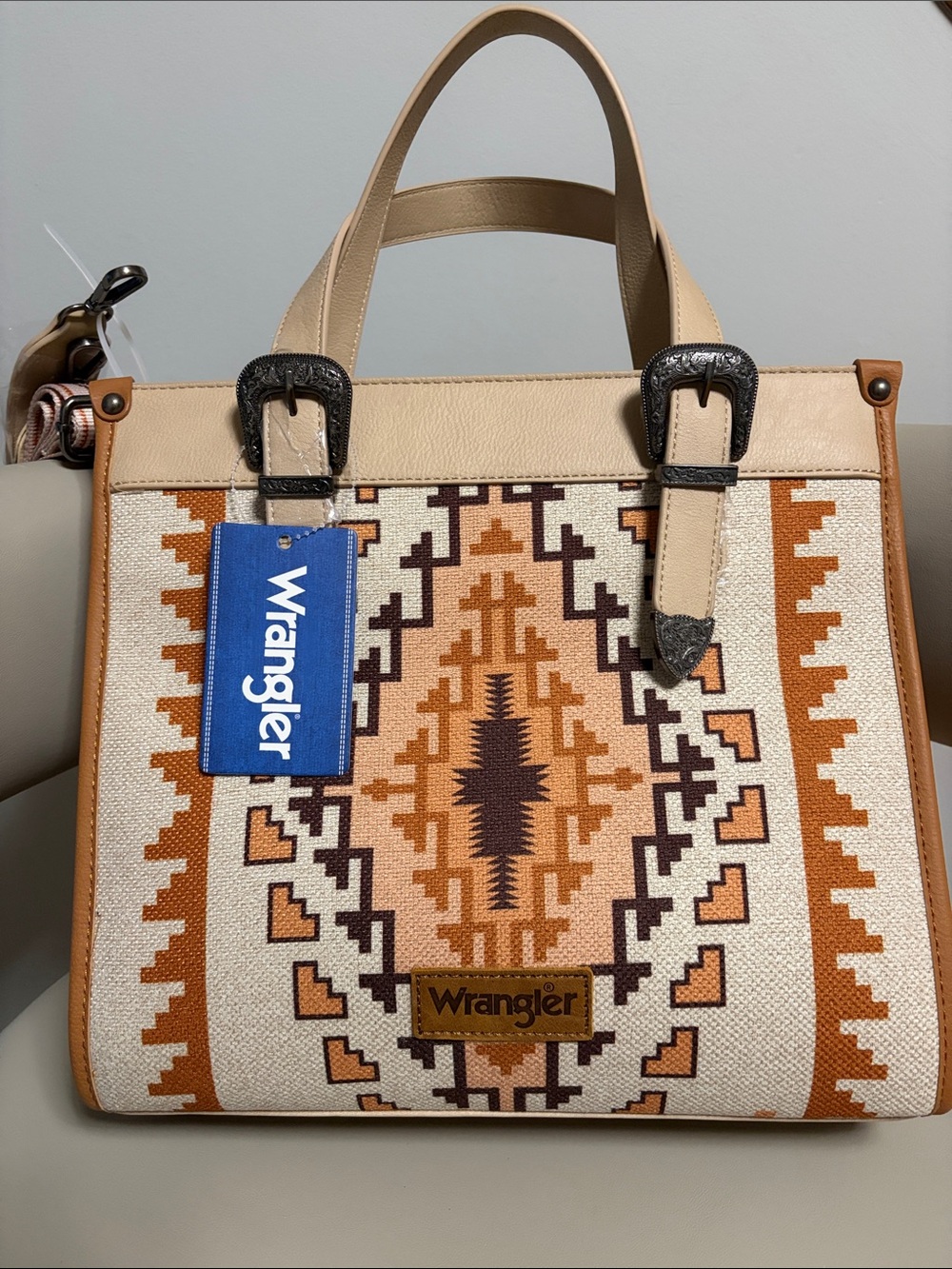 Wrangler Beige & Tan Southwestern Tote Bag - Picture 3 of 12